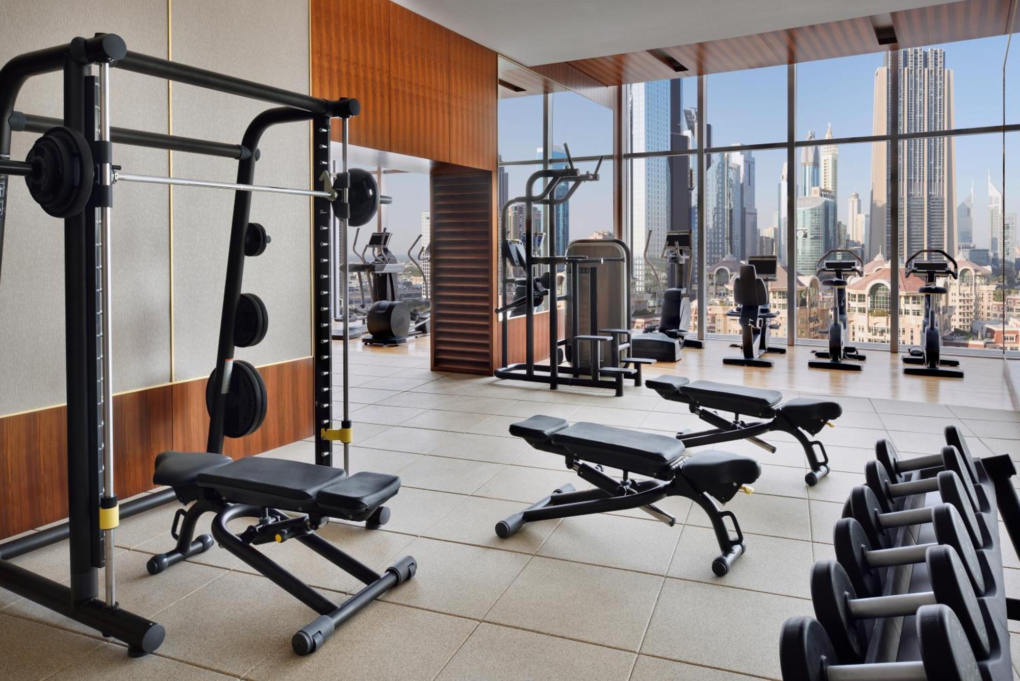 Kempinski The Boulevard Dubai Exterior photo The gym at the Westin Dubai