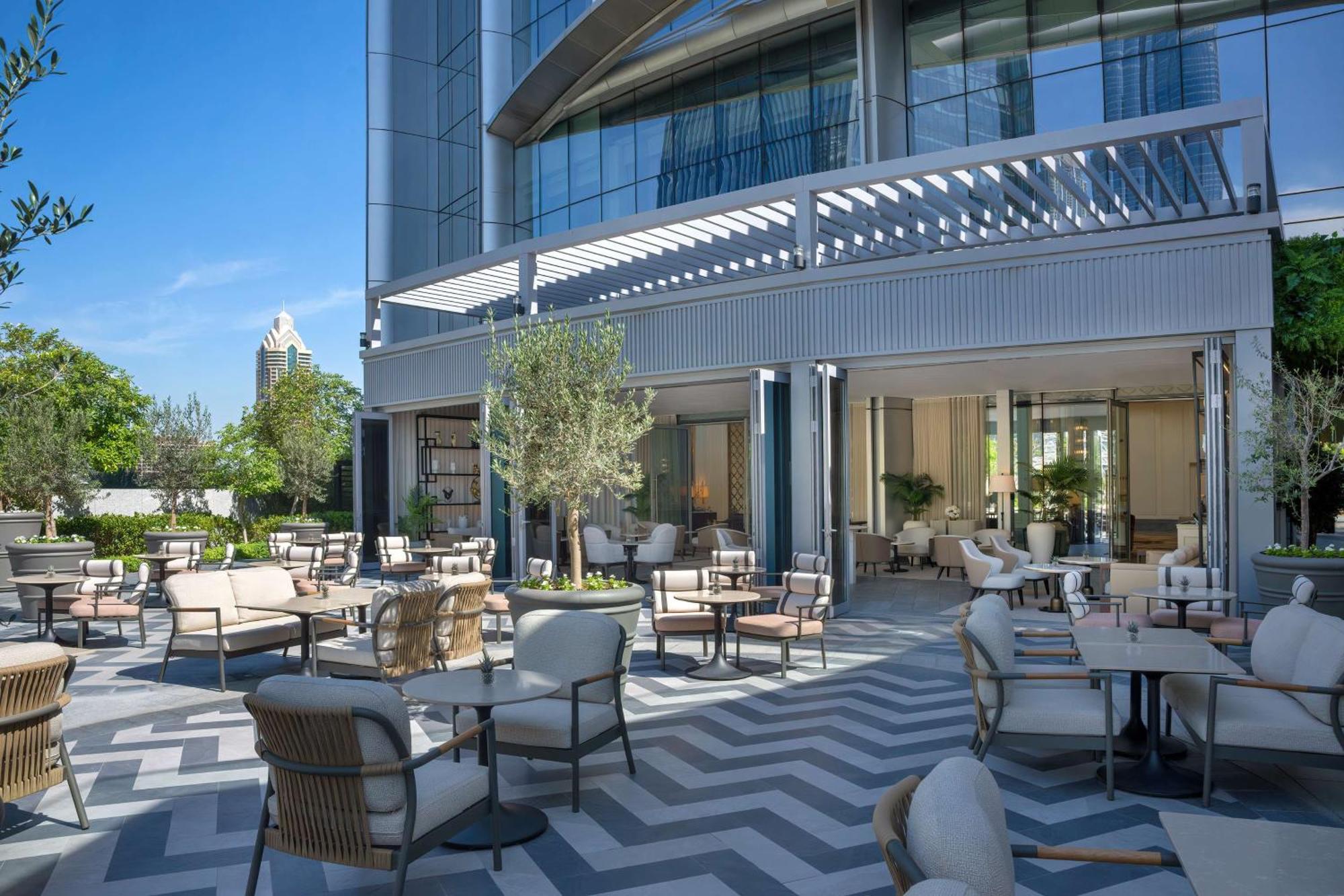 Kempinski The Boulevard Dubai Exterior photo The Terrace at The Dorchester