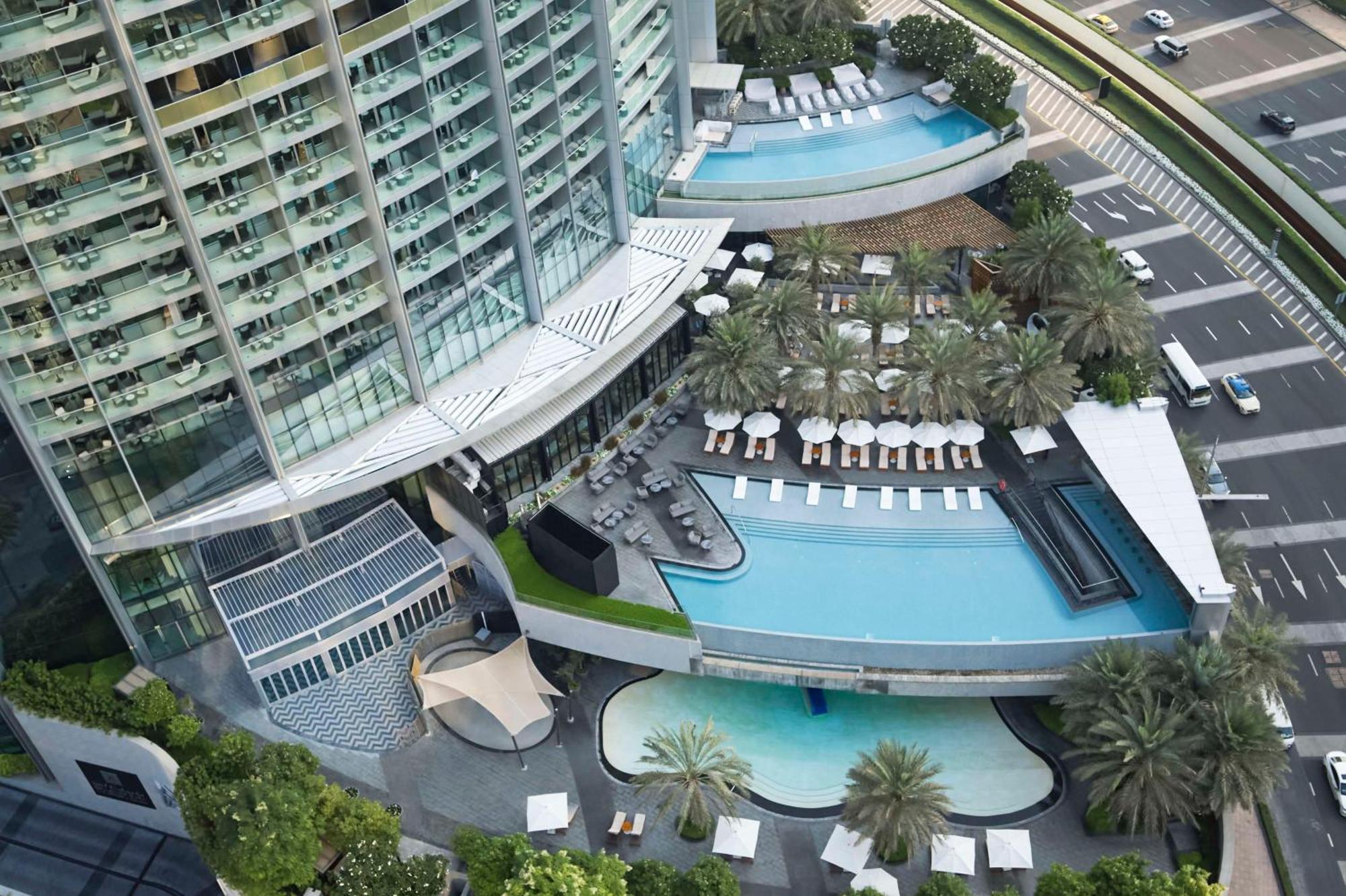 Kempinski The Boulevard Dubai Exterior photo The swimming pool